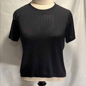 Lululemon Black Perforated Women's SS Top Size 8